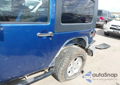 2010 Jeep Wrangler Sport z USA, uszkodzony, nr VIN 1J4AA2D11AL218961